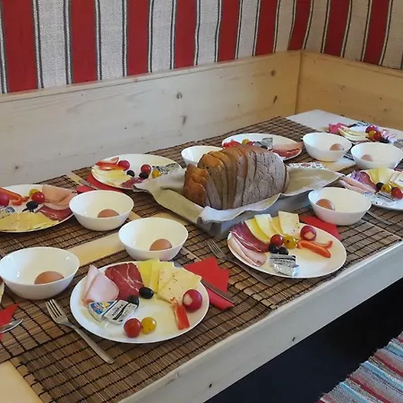 Zozo Hostel Brašov